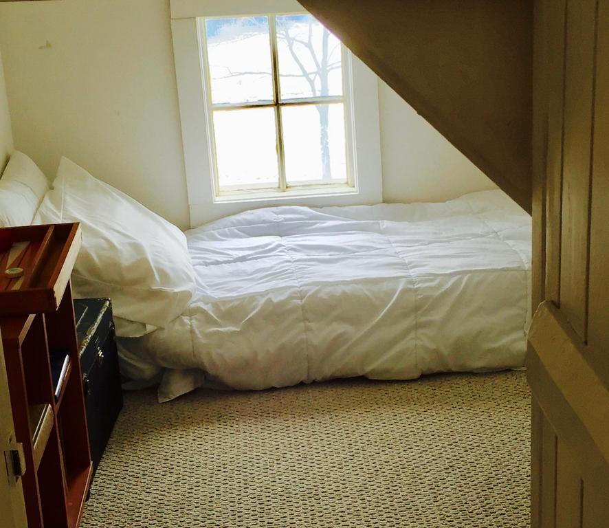 Aberdeen Stone Cottage B&B Traverse City Kültér fotó